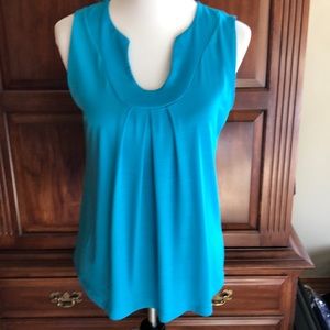 Turquoise sleeveless top